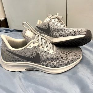 NIKE Zoom Pegasus 35, W 6.5
